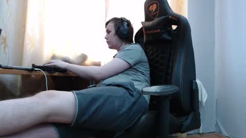 Snapshot of iliaskrisloveee chatting on February 13, 2026, 7:48 am lord online show from February 13, 2026, 7:48 am