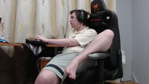 Snapshot of iliaskrisloveee chatting on February 18, 2026, 7:10 pm lord online show from February 18, 2026, 7:10 pm