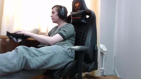 Snapshot of iliaskrisloveee chatting on February 23, 2026, 5:05 am lord online show from February 23, 2026, 5:05 am