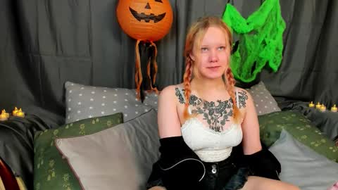 Annie online show from October 29, 2025, 3:09 am