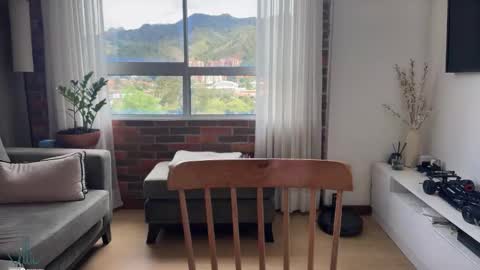 Snapshot of illaroom chatting on January 27, 2025, 6:41 pm Kloe online show from January 27, 2025, 6:41 pm