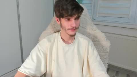 Snapshot of illusions888 chatting on February 25, 2025, 3:38 pm D-Illusion online show from February 25, 2025, 3:38 pm