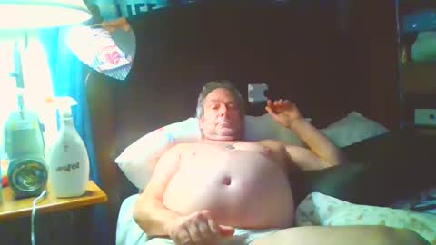 ilovetoshowoffagain online show from September 18, 2025, 7:10 am