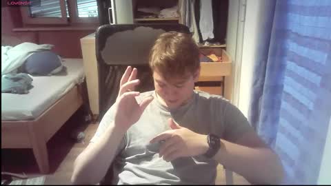 iloveyoutoo2000 online show from September 22, 2025, 2:41 pm