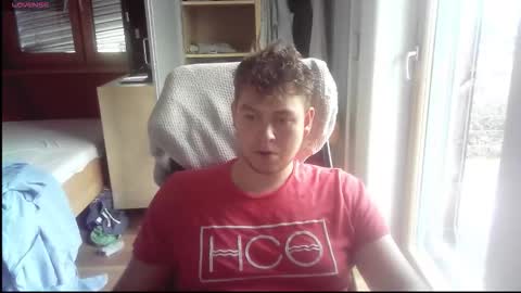 iloveyoutoo2000 online show from October 9, 2025, 2:26 pm