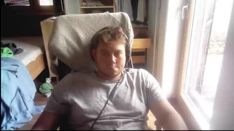 iloveyoutoo2000 online show from October 10, 2025, 12:26 pm