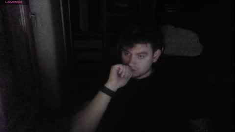 iloveyoutoo2000 online show from December 14, 2025, 3:39 pm