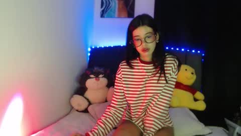 Ily Bea online show from April 7, 2026, 12:22 am