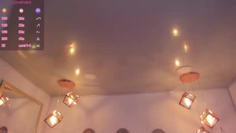 Ange online show from November 9, 2025, 2:04 pm