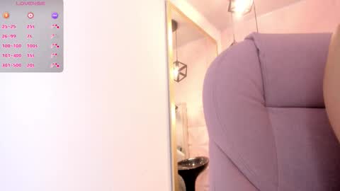 Ange online show from December 14, 2025, 1:38 pm