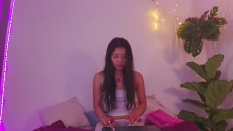 Kaia online show from January 7, 2026, 1:19 am