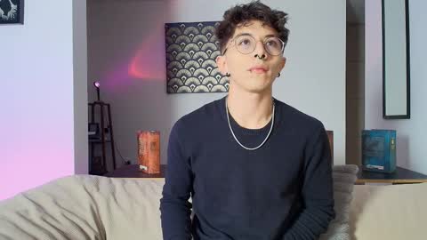 Snapshot of im__thomas chatting on September 9, 2025, 3:28 am IM  THOMAS online show from September 9, 2025, 3:28 am