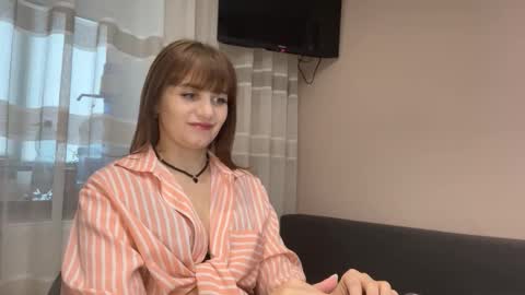 Snapshot of im_alisa_ chatting on October 24, 2025, 7:16 am Alisa online show from October 24, 2025, 7:16 am
