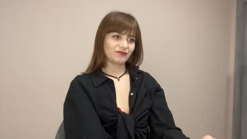 Snapshot of im_alisa_ chatting on October 27, 2025, 8:18 am Alisa online show from October 27, 2025, 8:18 am