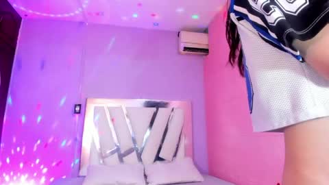 im_brittany_333 online show from May 16, 2026, 11:14 pm