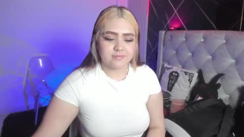 im_bunny__ online show from November 29, 2025, 11:13 am