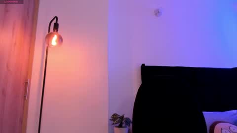 Jhonatan online show from April 28, 2026, 2:27 am