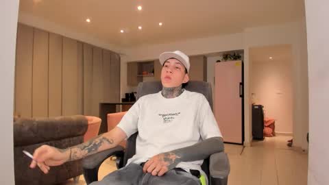 im_dante_ online show from March 3, 2026, 4:29 am