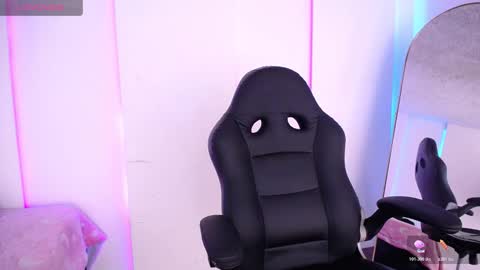 Jade Rosse online show from March 25, 2026, 9:43 pm