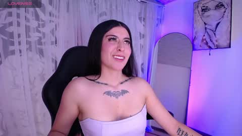 Snapshot of im_rosse_ chatting on April 30, 2026, 10:03 pm Jade Rosse online show from April 30, 2026, 10:03 pm