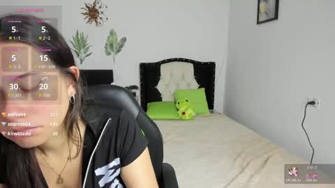 im_tulipan online show from April 16, 2026, 9:39 pm