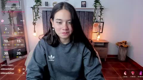 im_tulipan online show from May 25, 2026, 8:15 pm