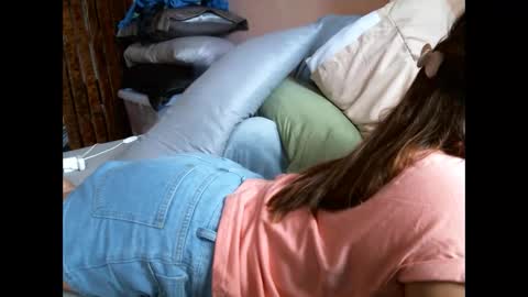 im_your_secret online show from December 3, 2025, 4:20 am