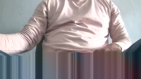 imanimal online show from December 5, 2024, 6:43 am