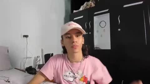 Snapshot of imcoltonalvin chatting on January 31, 2025, 1:33 am Colton Alvin Independent model online show from January 31, 2025, 1:33 am