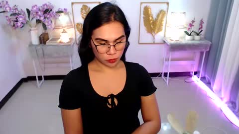 Snapshot of imdestined_foryou chatting on December 1, 2024, 7:36 pm Ashley online show from December 1, 2024, 7:36 pm