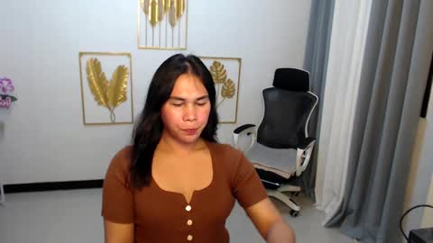 Snapshot of imdestined_foryou chatting on December 23, 2024, 11:36 am Ashley online show from December 23, 2024, 11:36 am