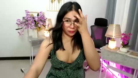 Snapshot of imdestined_foryou chatting on December 24, 2024, 1:59 am Ashley online show from December 24, 2024, 1:59 am