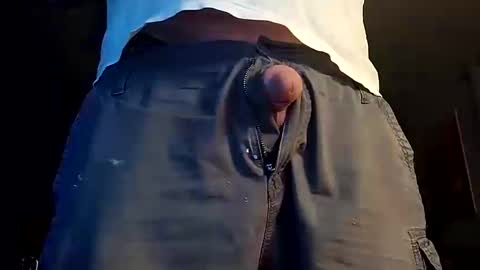 Iminyourroom online show from October 10, 2025, 11:53 am