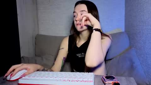 imkittygirlss online show from October 20, 2025, 3:12 pm