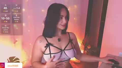 Leana online show from March 12, 2026, 8:15 pm