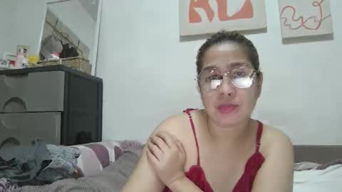 Immaculate02 online show from November 22, 2025, 4:11 am