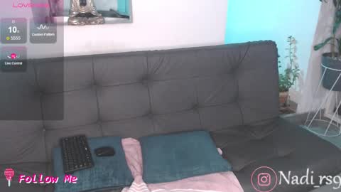 Nadia online show from March 2, 2025, 6:37 am