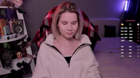 Mia online show from February 8, 2026, 8:07 am