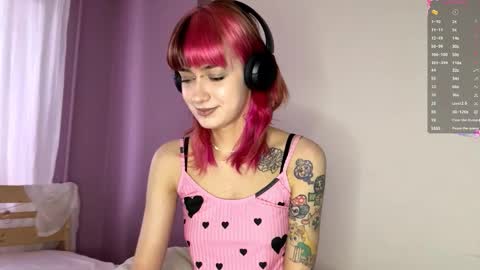 Snapshot of impussible chatting on February 9, 2026, 11:25 am Dina online show from February 9, 2026, 11:25 am