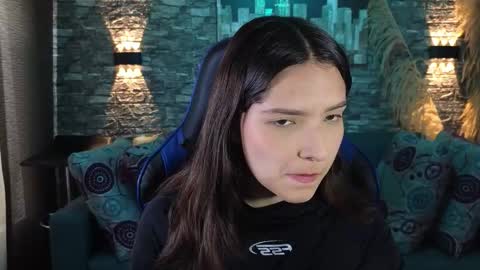 Karen  online show from October 6, 2025, 7:22 pm