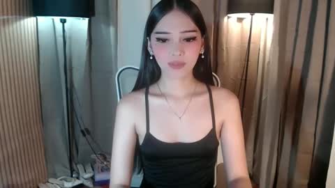 Aki online show from November 3, 2025, 1:51 am