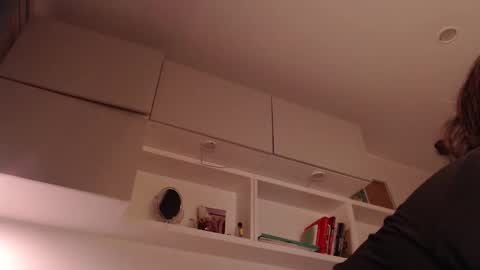 Snapshot of in_yan chatting on September 13, 2025, 4:29 pm Lin online show from September 13, 2025, 4:29 pm