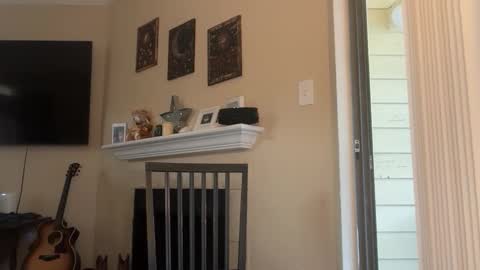 Inmate1993 online show from April 5, 2026, 1:41 pm