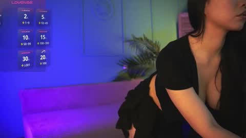 INARI online show from October 28, 2025, 8:33 pm