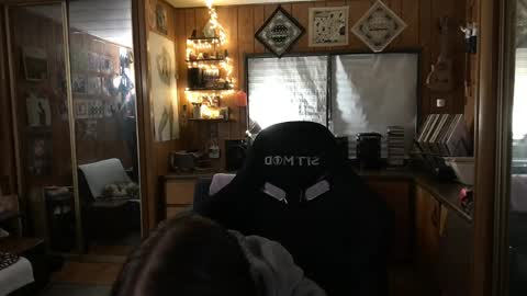 Carter online show from April 3, 2026, 2:31 am