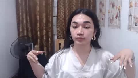 indestructabletrixie online show from January 21, 2025, 8:19 am