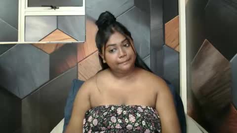 Snapshot of indian_rimmelx chatting on February 3, 2026, 6:51 am Melz online show from February 3, 2026, 6:51 am