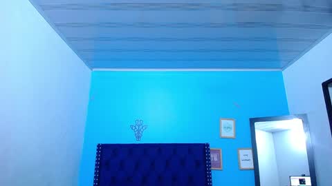 indian_whore18 online show from December 7, 2024, 3:36 am