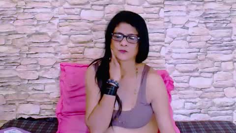 Snapshot of indianallure chatting on February 15, 2025, 6:01 pm Femiez online show from February 15, 2025, 6:01 pm