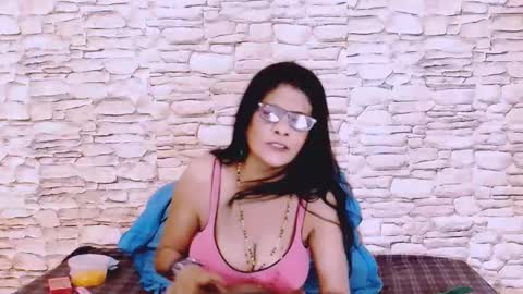 Snapshot of indianallure chatting on February 17, 2025, 12:38 pm Femiez online show from February 17, 2025, 12:38 pm